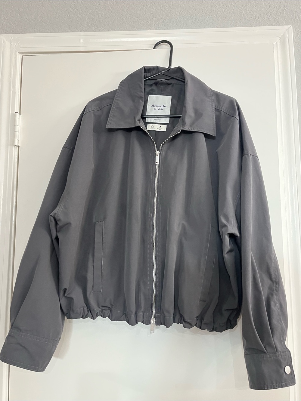 Abercrombie & Fitch Water Resistant Bomber Jacket Women's XL Gray Zip Up Coat